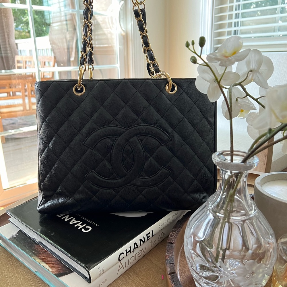 Chanel Gst Bag - Picture 3 of 8